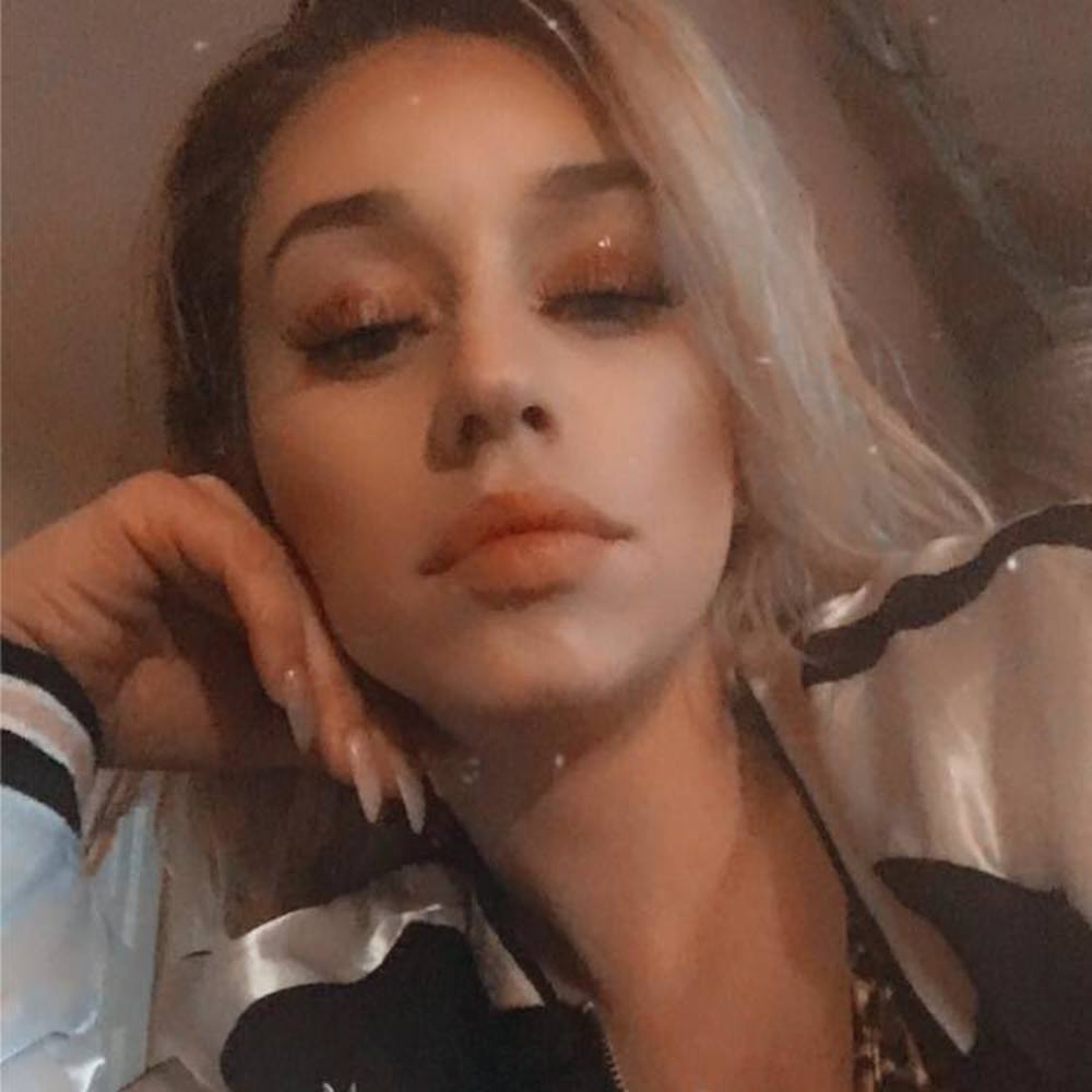 Meet your Posher, Brittney